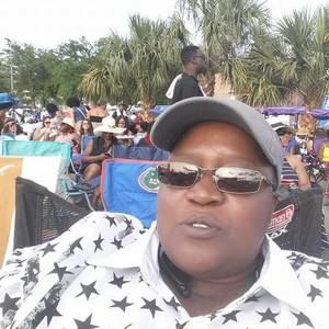 Meet your Posher, Tonie